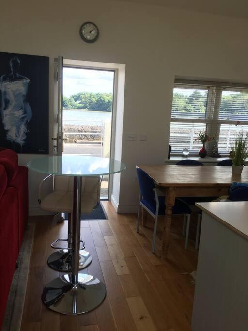 2 Quay Road, Killala. Stunning Sea Front Cottage Екстер'єр фото