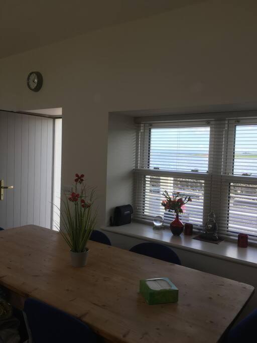 2 Quay Road, Killala. Stunning Sea Front Cottage Екстер'єр фото